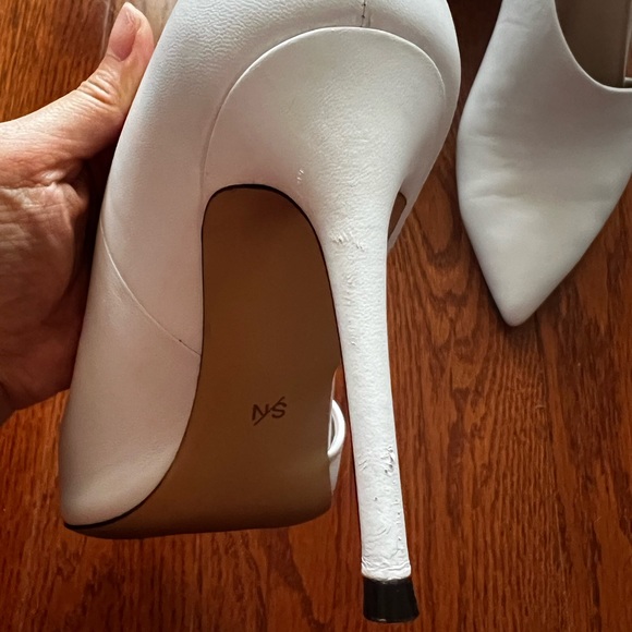 Something Navy Dina Pumps - White Leather - Picture 10 of 16
